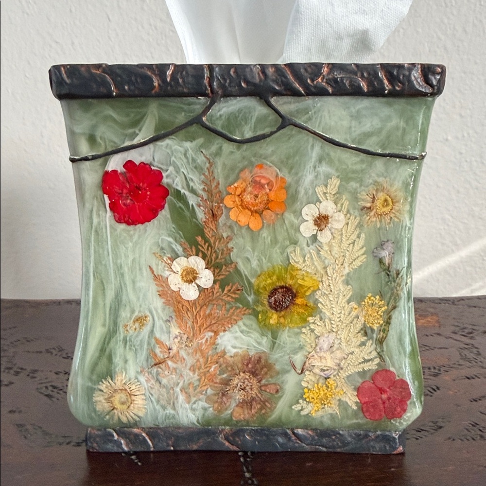 Floral Decorative Tissue Box Cover - Picture 3 of 7